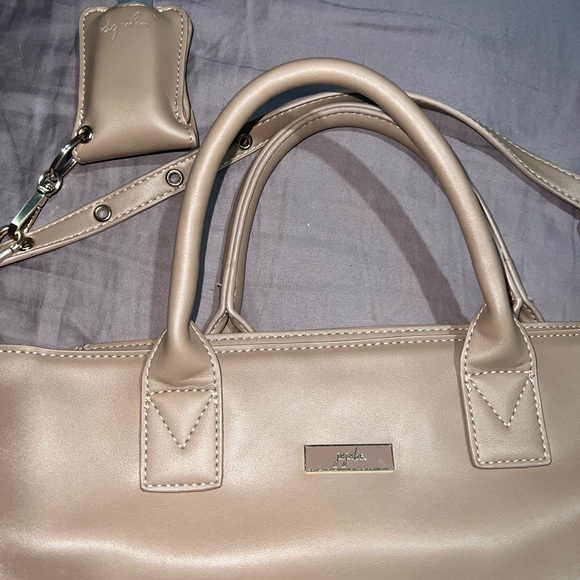 Jujube 24/7 Tote Diaper Bag in Driftwood - Picture 3 of 4